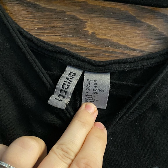 Asymmetrical skull print dress. XS. BLACK. - Picture 3 of 4